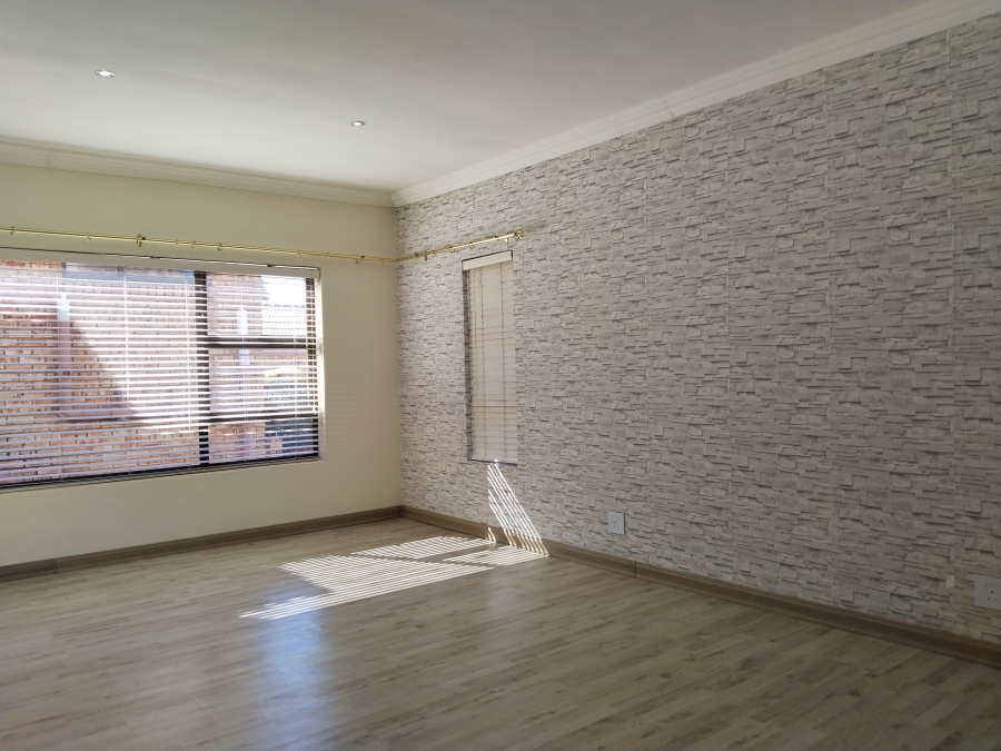 3 Bedroom Property for Sale in Chancliff Ridge Gauteng