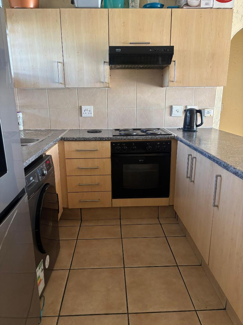 1 Bedroom Property for Sale in Lonehill Gauteng