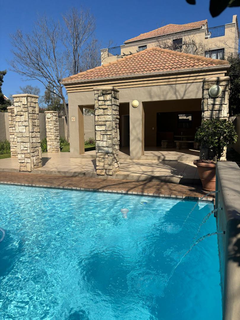 1 Bedroom Property for Sale in Lonehill Gauteng