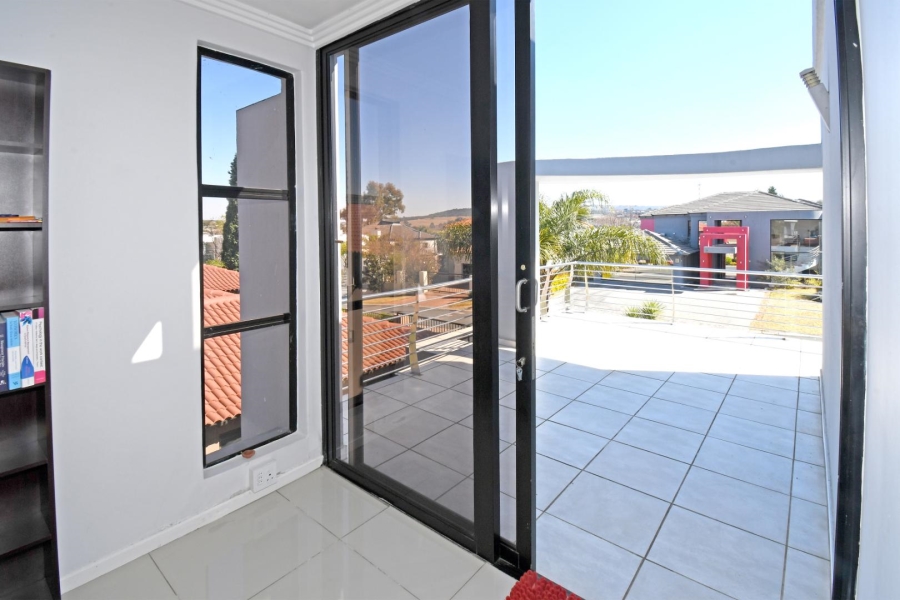 4 Bedroom Property for Sale in Kyalami Glen Estate Gauteng