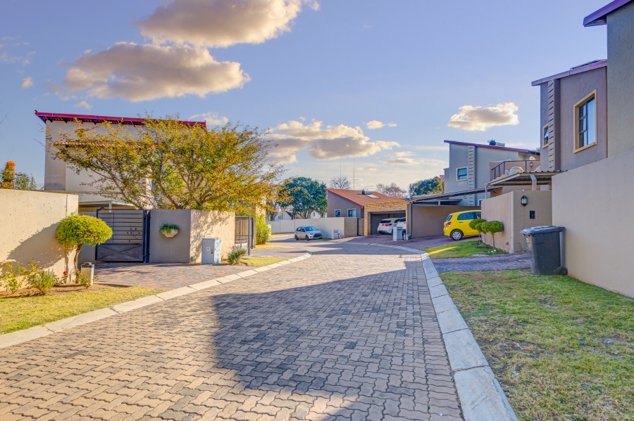 2 Bedroom Property for Sale in Craigavon Gauteng