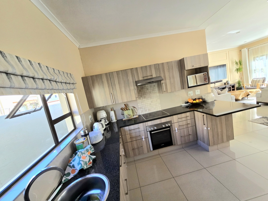 3 Bedroom Property for Sale in Summerset Gauteng