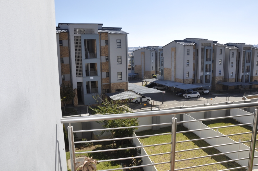 3 Bedroom Property for Sale in Barbeque Downs Gauteng