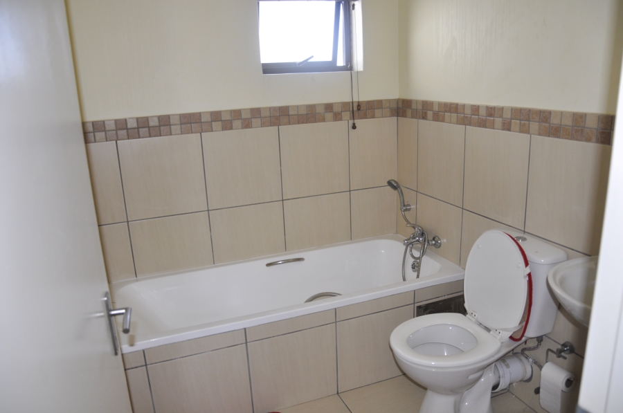 3 Bedroom Property for Sale in Barbeque Downs Gauteng