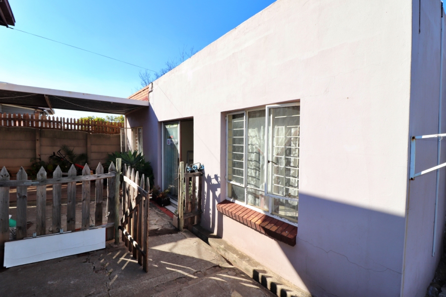 3 Bedroom Property for Sale in Symhurst Gauteng
