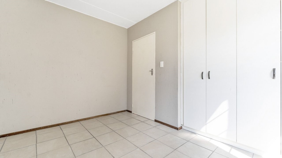 To Let 2 Bedroom Property for Rent in Comet Gauteng