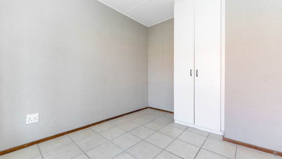 To Let 2 Bedroom Property for Rent in Comet Gauteng