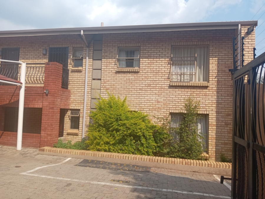 2 Bedroom Property for Sale in Primrose Hill Gauteng