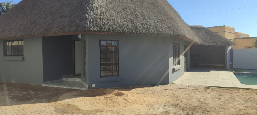 4 Bedroom Property for Sale in Eike Park Gauteng