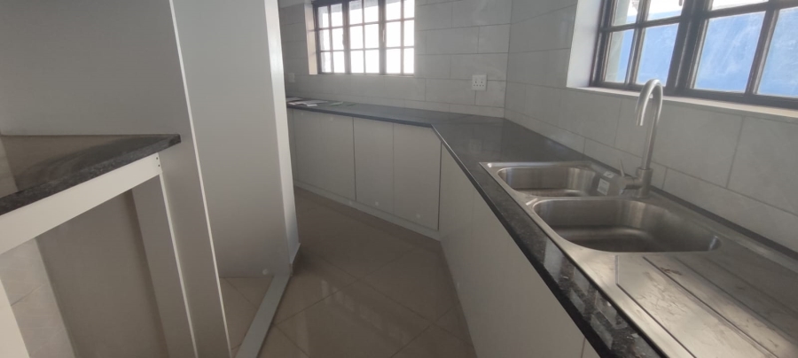 4 Bedroom Property for Sale in Eike Park Gauteng