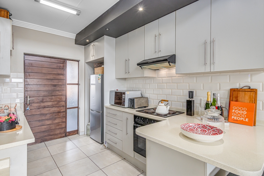 2 Bedroom Property for Sale in Jansenpark Gauteng