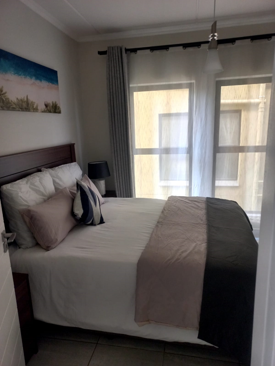 To Let 3 Bedroom Property for Rent in Waterfall Country Estate Gauteng