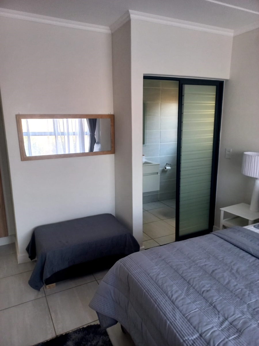 To Let 3 Bedroom Property for Rent in Waterfall Country Estate Gauteng