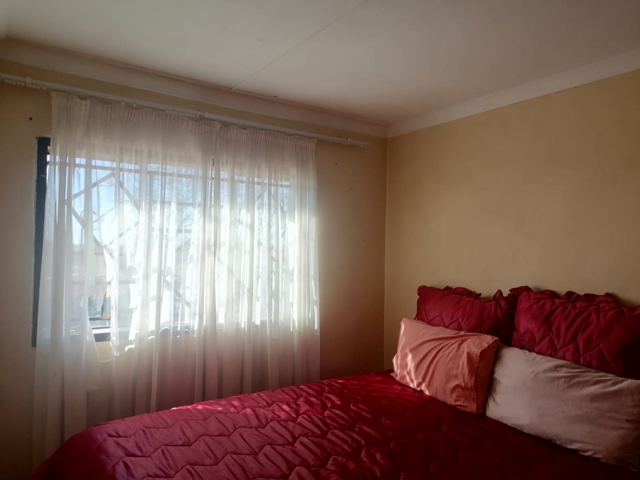 2 Bedroom Property for Sale in Westonaria Gauteng