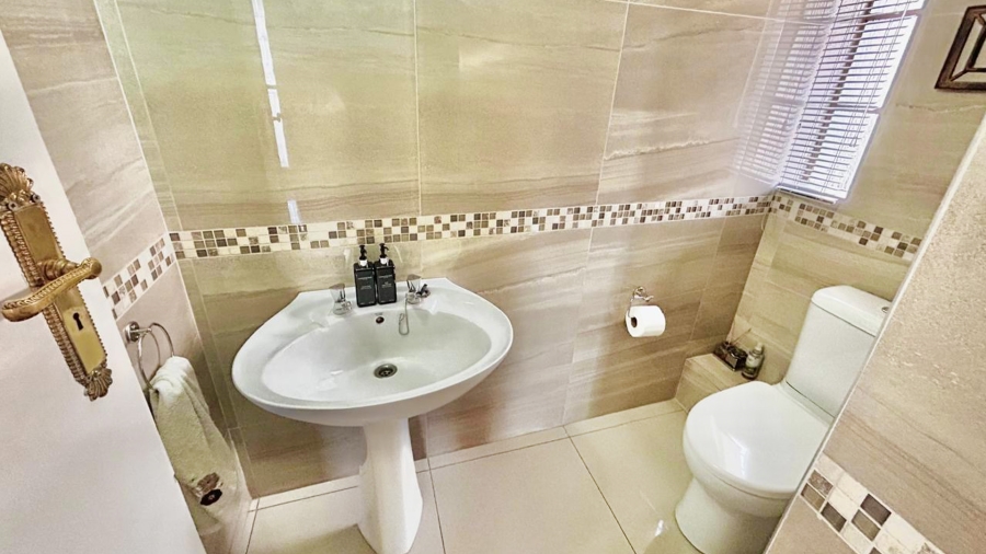 2 Bedroom Property for Sale in Edenburg Gauteng