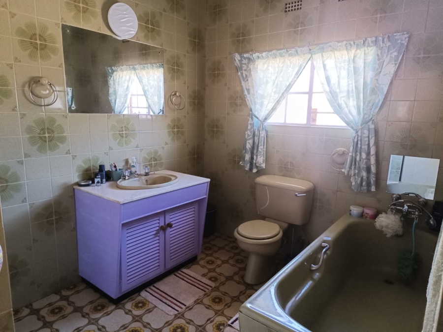 4 Bedroom Property for Sale in Randfontein South Gauteng