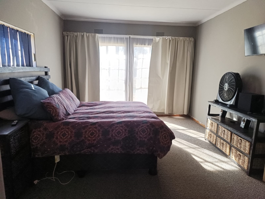 4 Bedroom Property for Sale in Randfontein South Gauteng