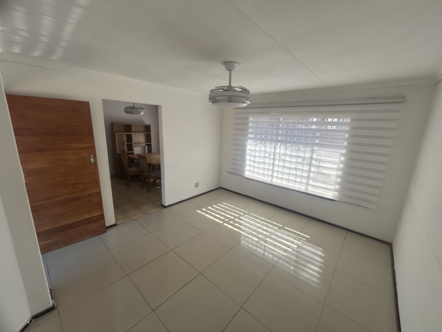 To Let 3 Bedroom Property for Rent in Atteridgeville Gauteng