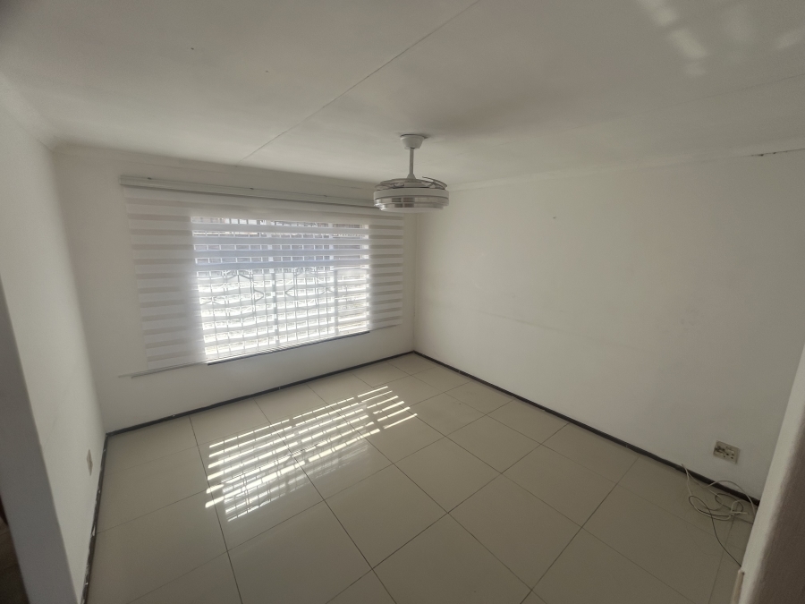 To Let 3 Bedroom Property for Rent in Atteridgeville Gauteng