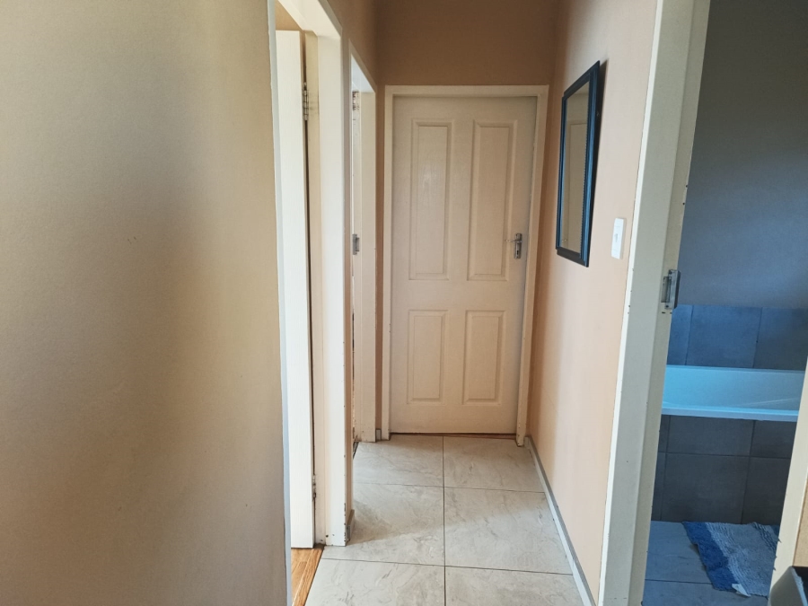 3 Bedroom Property for Sale in Toekomsrus Gauteng