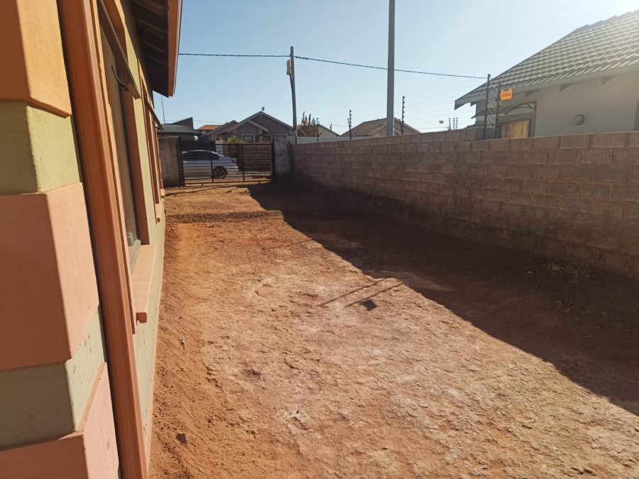 3 Bedroom Property for Sale in Toekomsrus Gauteng