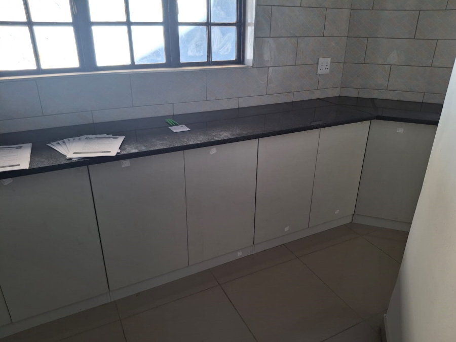 4 Bedroom Property for Sale in Eike Park Gauteng