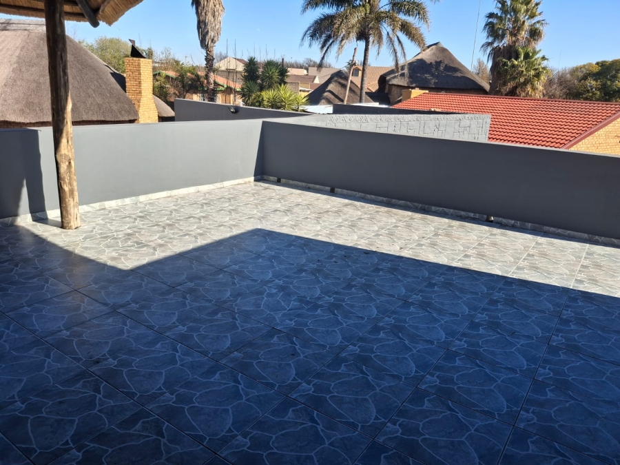 4 Bedroom Property for Sale in Eike Park Gauteng
