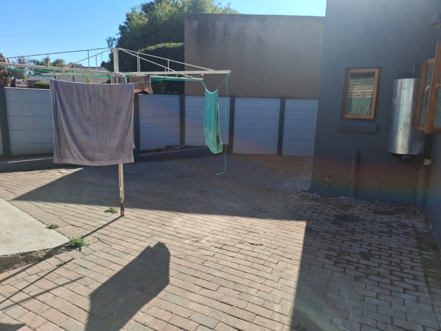 4 Bedroom Property for Sale in Eike Park Gauteng