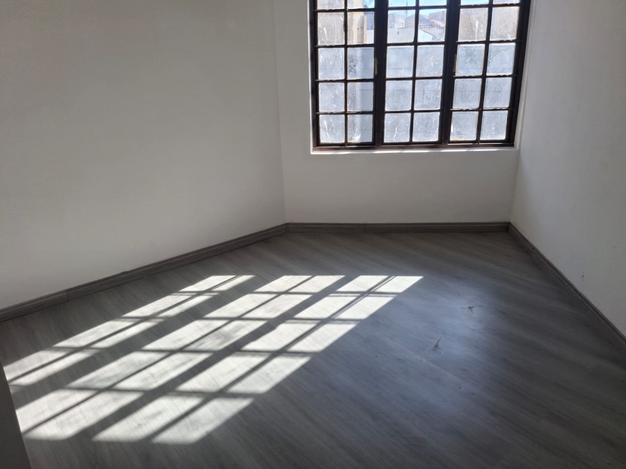 4 Bedroom Property for Sale in Eike Park Gauteng