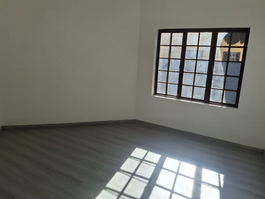 4 Bedroom Property for Sale in Eike Park Gauteng
