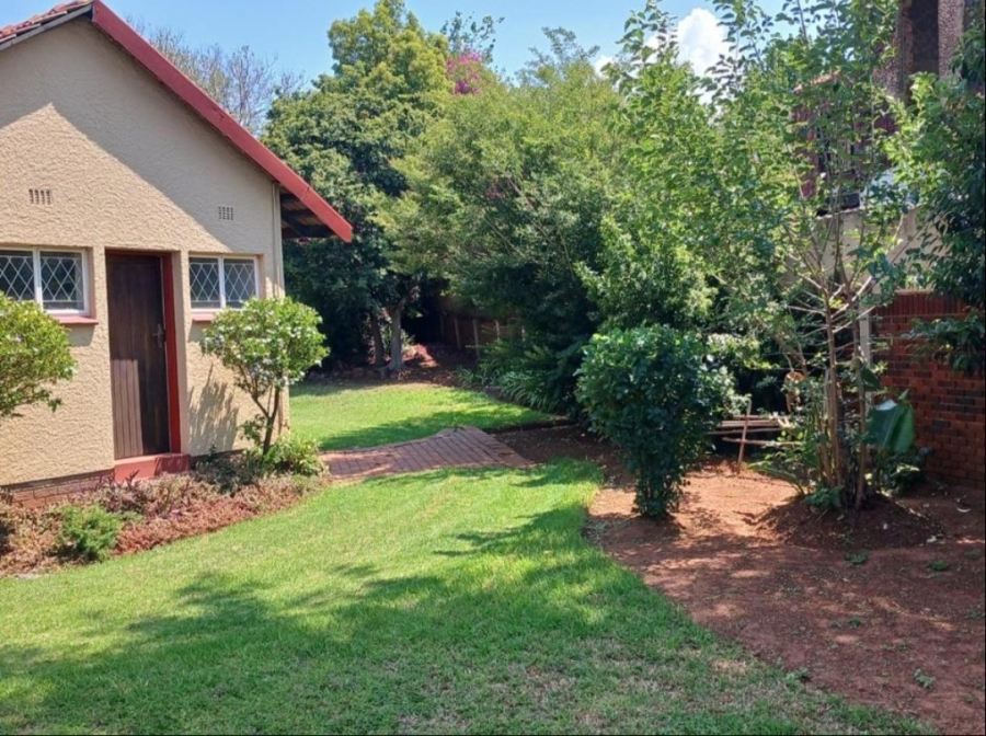 4 Bedroom Property for Sale in Constantia Kloof Gauteng