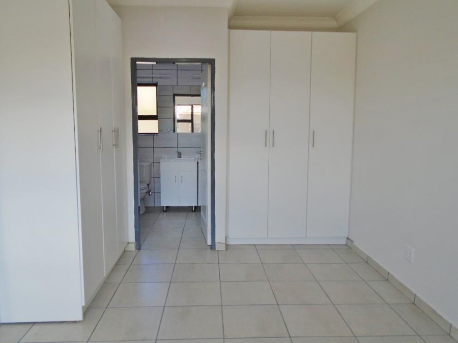 To Let 2 Bedroom Property for Rent in Ferndale Gauteng