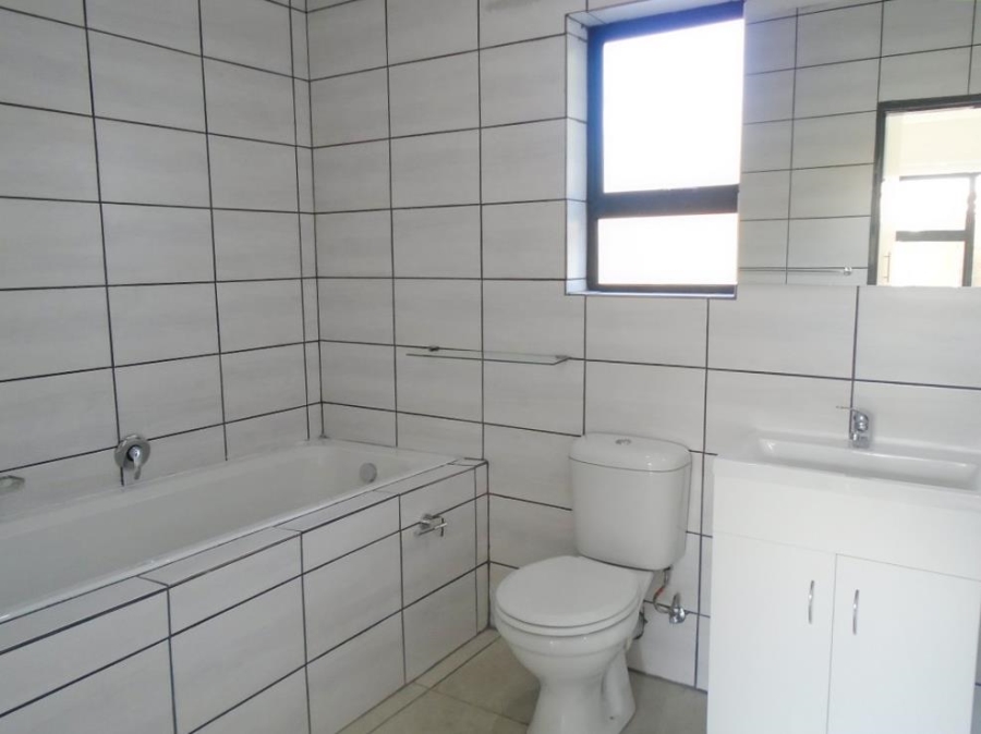 To Let 2 Bedroom Property for Rent in Ferndale Gauteng