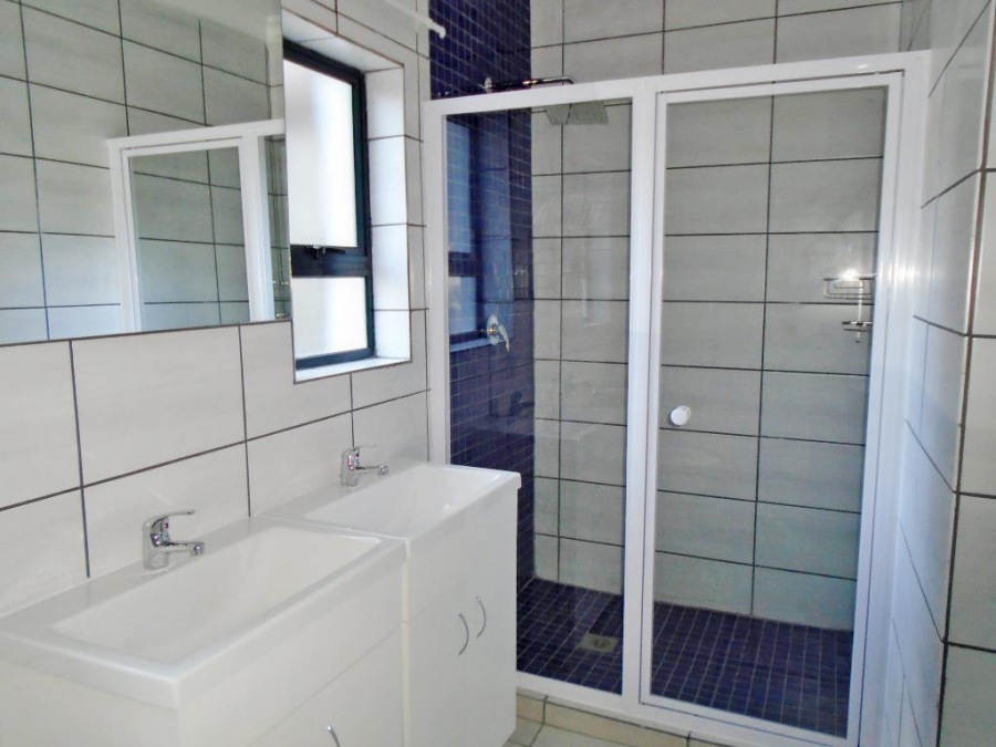 To Let 2 Bedroom Property for Rent in Ferndale Gauteng