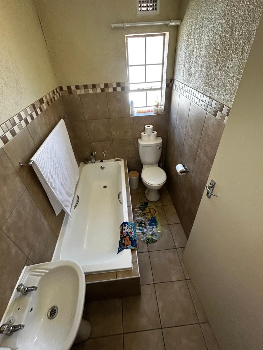 4 Bedroom Property for Sale in Leopard