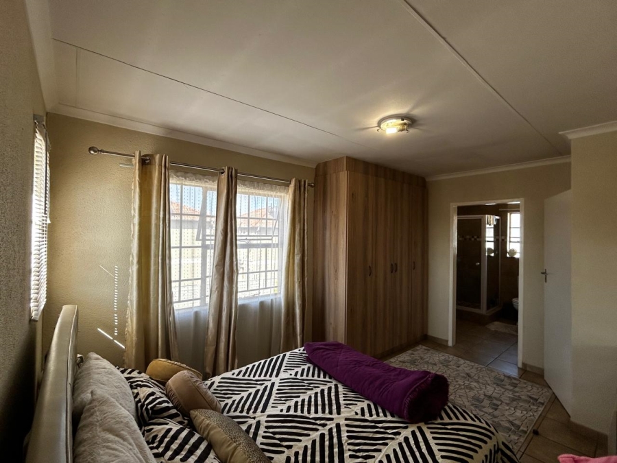 4 Bedroom Property for Sale in Leopard