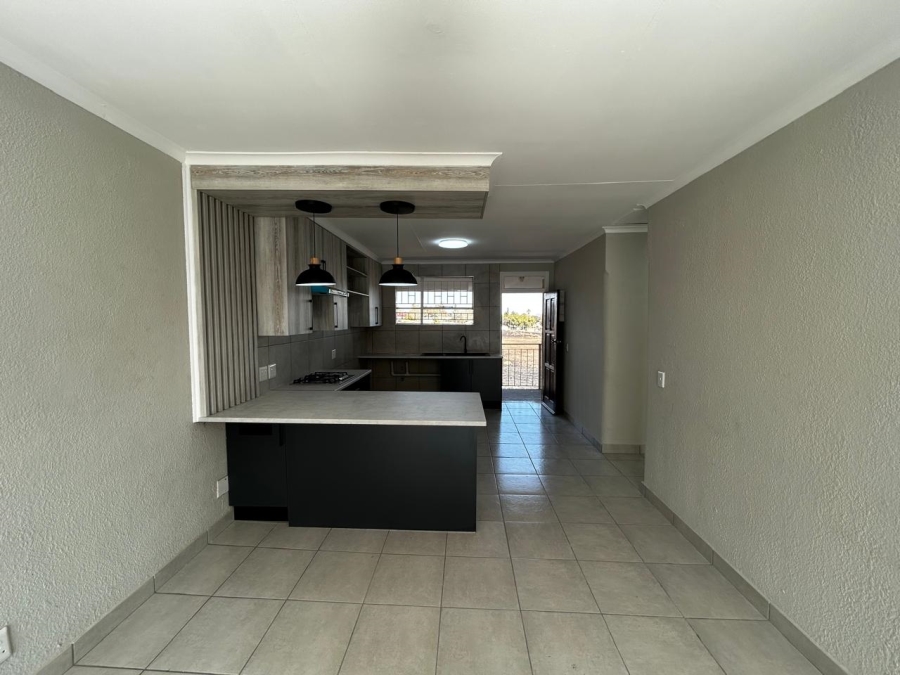2 Bedroom Property for Sale in Brackendowns Gauteng