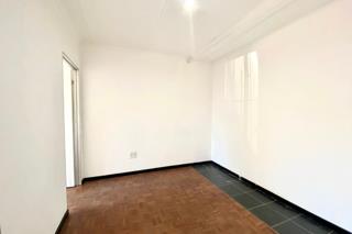 To Let 6 Bedroom Property for Rent in Dowerglen Ext 1 Gauteng
