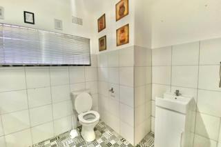 To Let 6 Bedroom Property for Rent in Dowerglen Ext 1 Gauteng