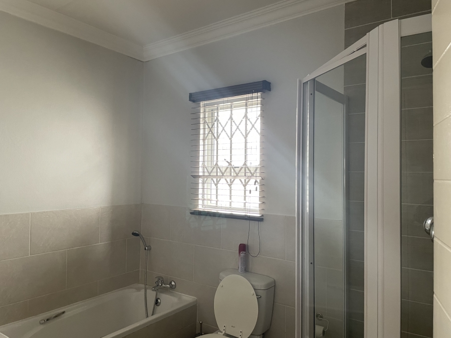 3 Bedroom Property for Sale in Noordhang Gauteng