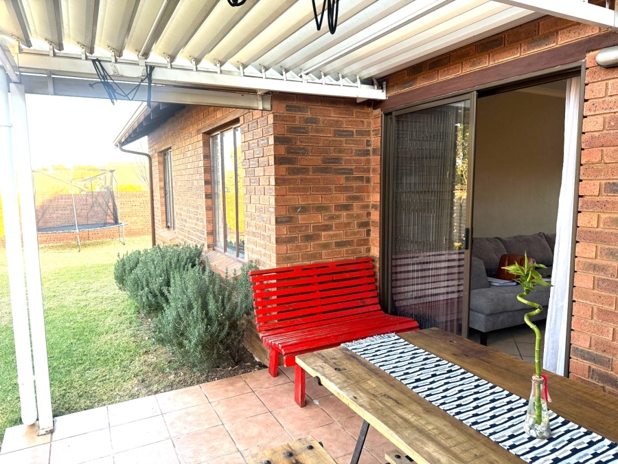 3 Bedroom Property for Sale in Equestria Gauteng