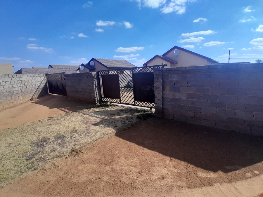 2 Bedroom Property for Sale in Bram Fischerville Gauteng