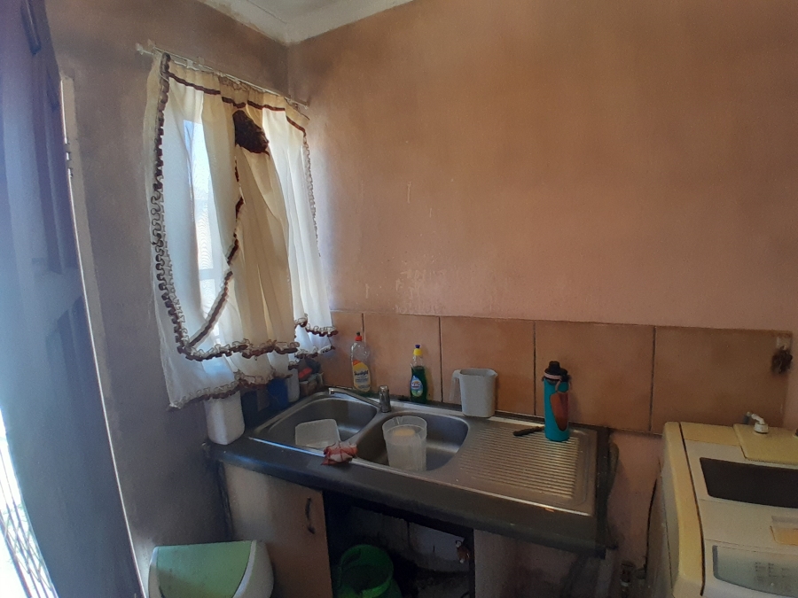 2 Bedroom Property for Sale in Bram Fischerville Gauteng
