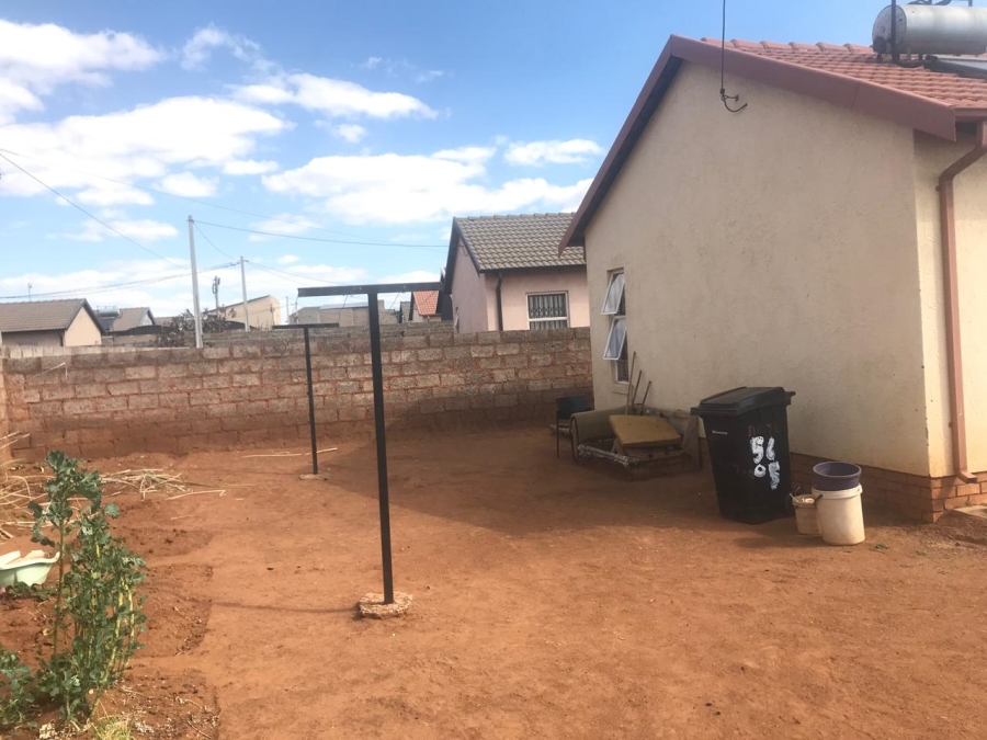 To Let 2 Bedroom Property for Rent in Lehae Gauteng