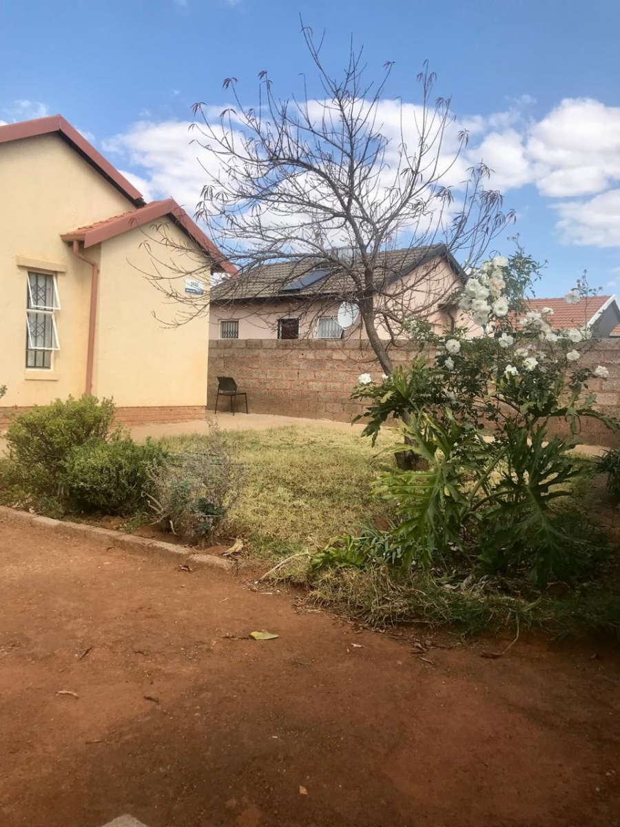 To Let 2 Bedroom Property for Rent in Lehae Gauteng