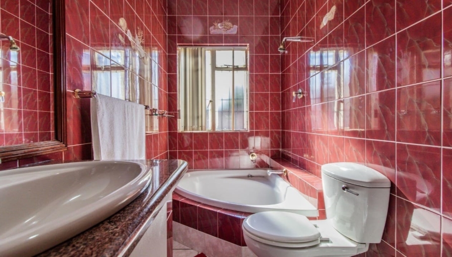 3 Bedroom Property for Sale in Regents Park Gauteng