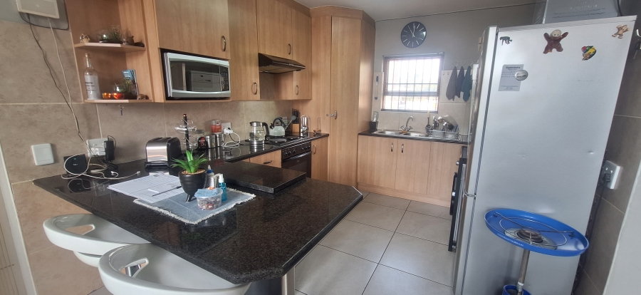 3 Bedroom Property for Sale in Noordheuwel Gauteng