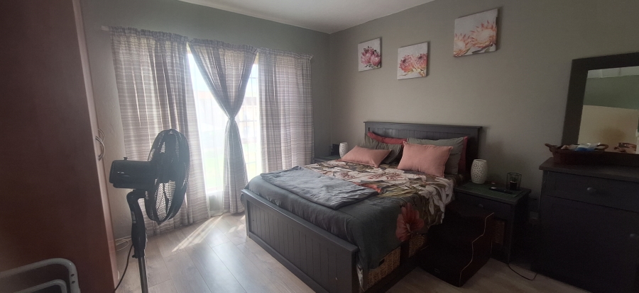 3 Bedroom Property for Sale in Noordheuwel Gauteng