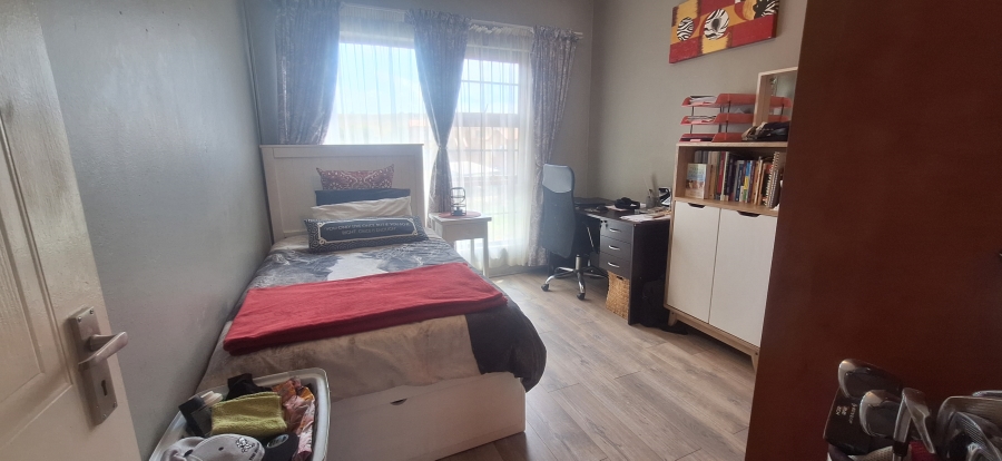 3 Bedroom Property for Sale in Noordheuwel Gauteng
