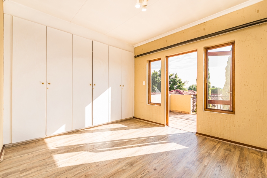 3 Bedroom Property for Sale in Sunninghill Gauteng